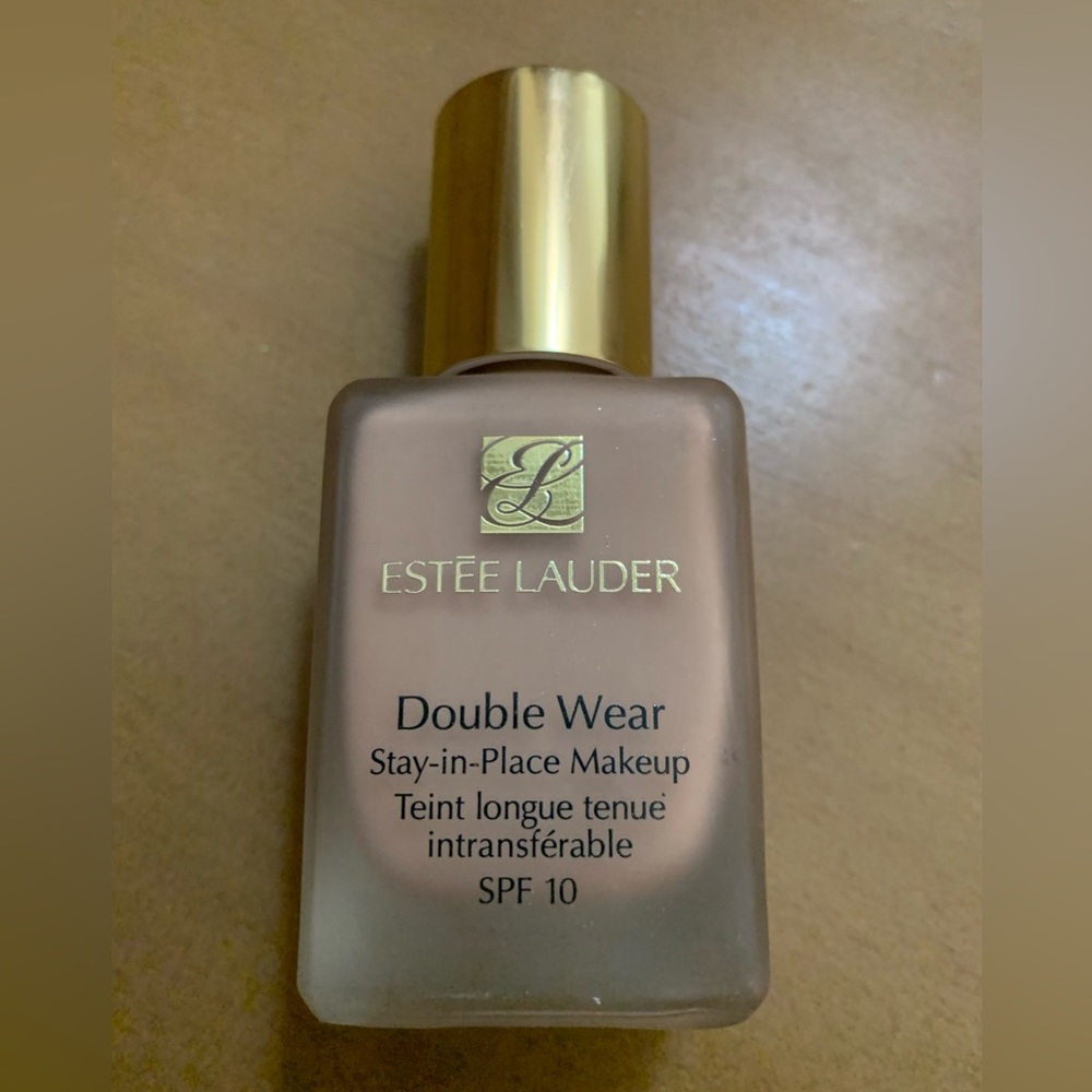 New Estée Lauder Doublewear Foundation